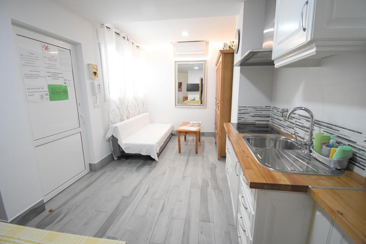 Jara Apartments ! Málaga Eksteriør billede