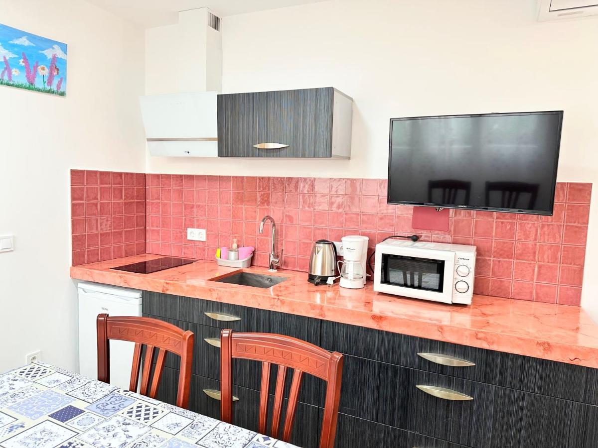 Jara Apartments ! Málaga Eksteriør billede